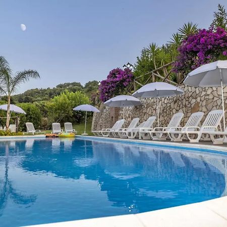 Arcaloro Resort Rooms Luna Sant'Angelo di Brolo Εξωτερικό φωτογραφία